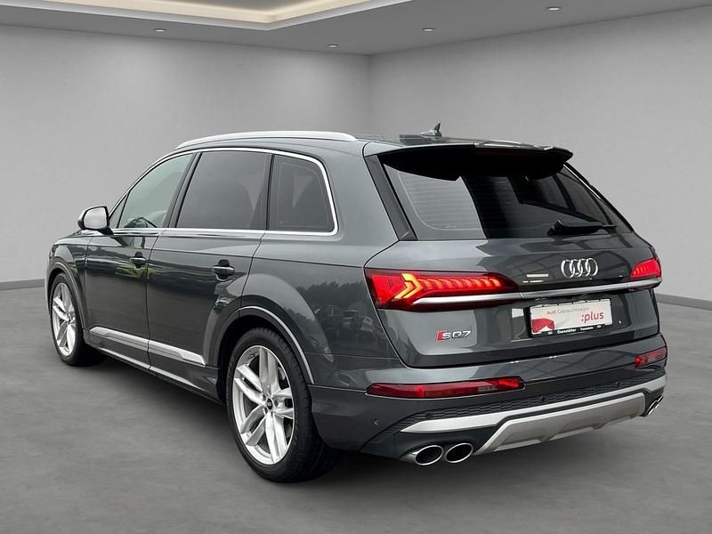 Gebraucht Audi SQ7 Ambiente 507 PS (372 kW) 2022 Daytonagrau perleffekt SUV