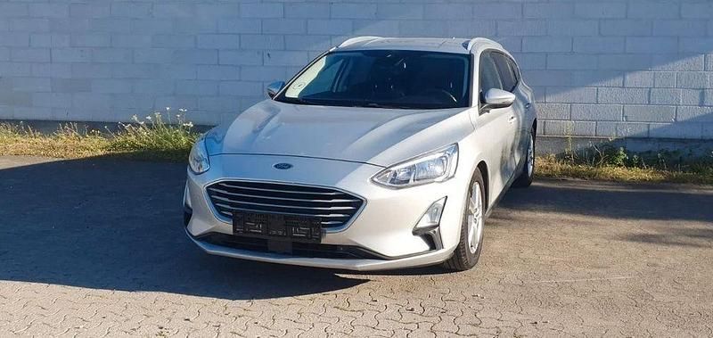 Gebraucht Ford Focus Titanium 120 PS (88 kW) 2018 Silber Limousine