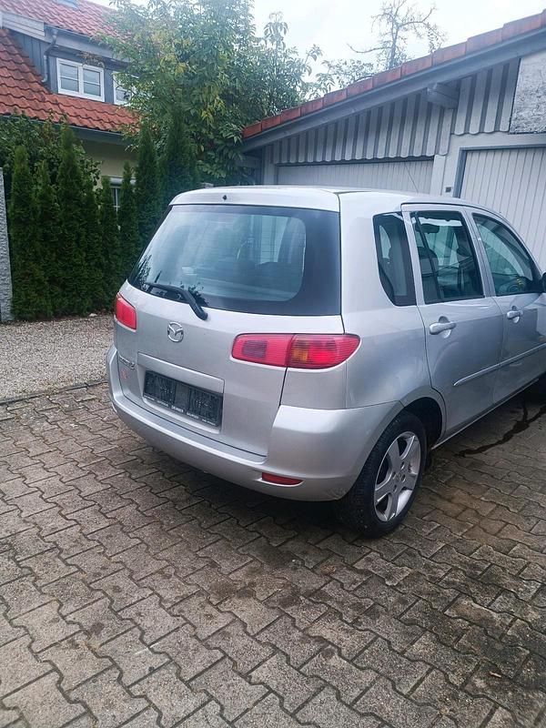 Silber Gebraucht 2005 Mazda 2 Kleinwagen | 2.499 € (Fairer Preis) - Bild 1/4