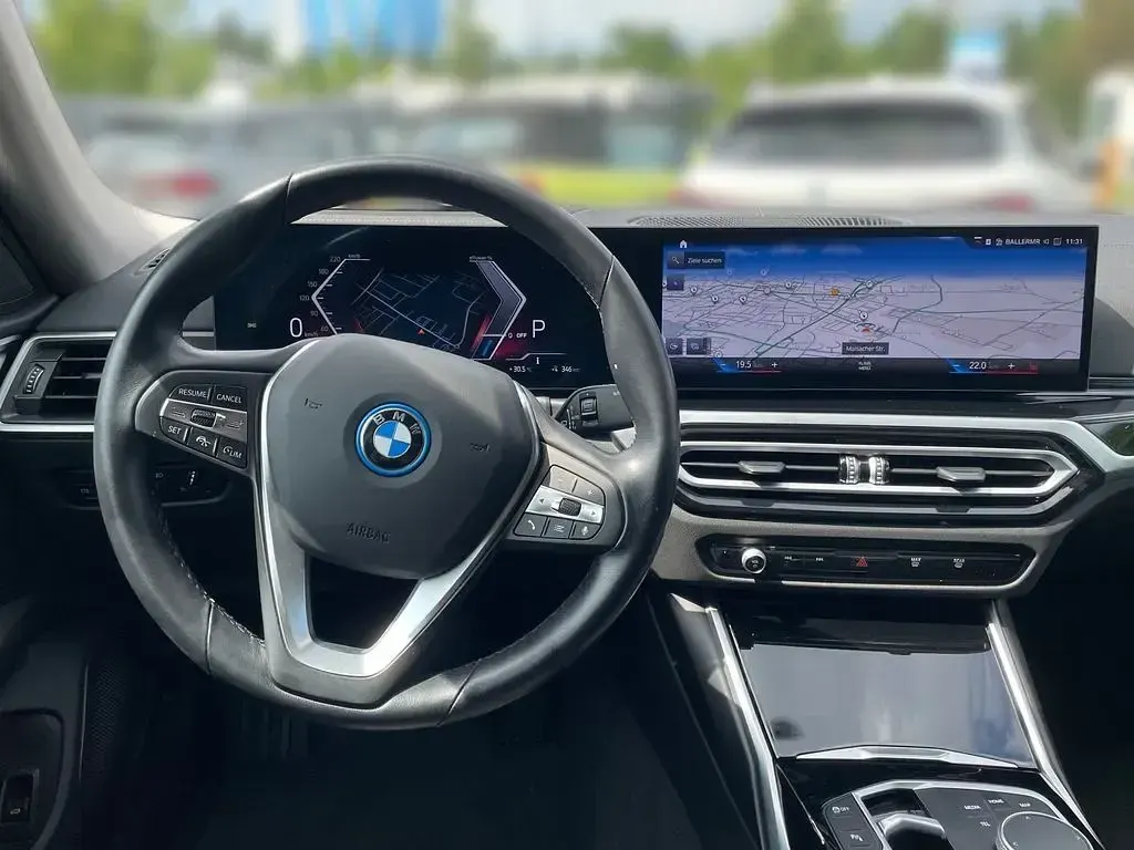 Gebraucht BMW i4 Sport Line 250 kW (340 PS) 2023 Weiß Limousine