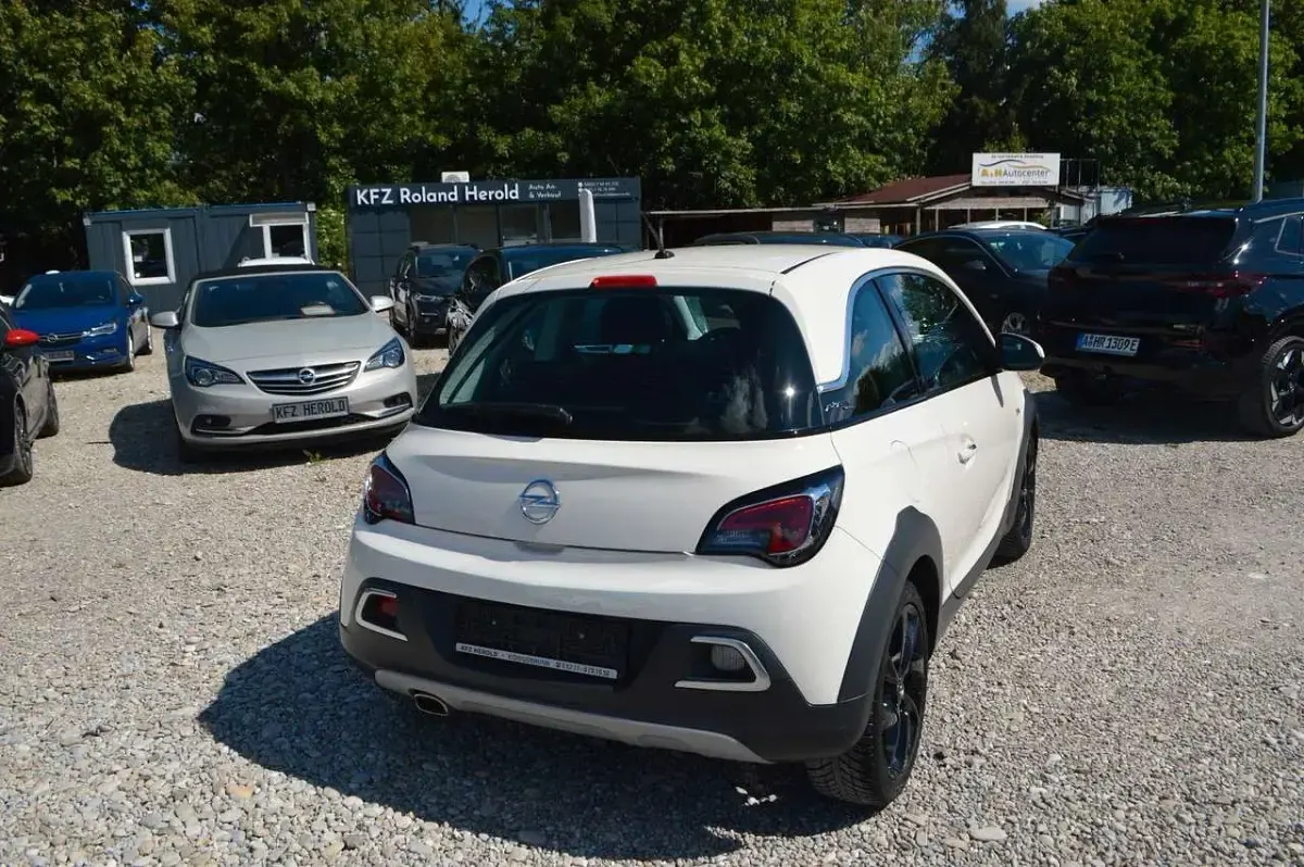 Gebraucht Opel Adam Rocks Rocks 87 PS (63 kW) 2018 Cremeweiss 9001 Kleinwagen