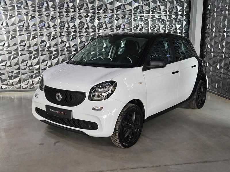 Usado Smart ForFour Basis 71 HP (52 kW) 2015 Preto Citadino