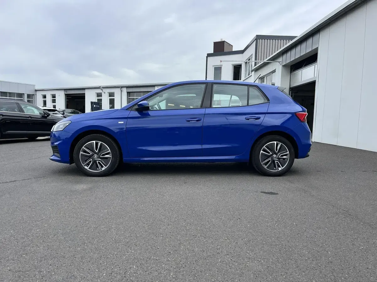 Gebraucht Skoda Fabia Tour 65 PS (47 kW) 2023 Blau Kleinwagen