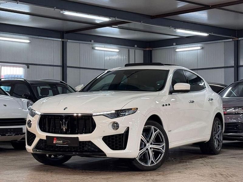 Gebraucht Maserati Levante 430 PS (316 kW) 2019 Weiß SUV