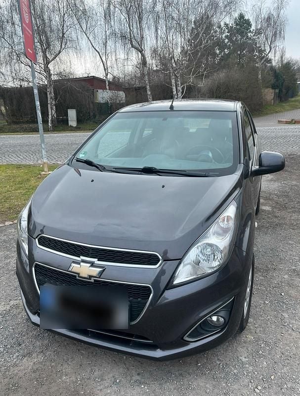 Usado Chevrolet Spark LT 50 CV (36 kW) 2014 Gris Utilitario