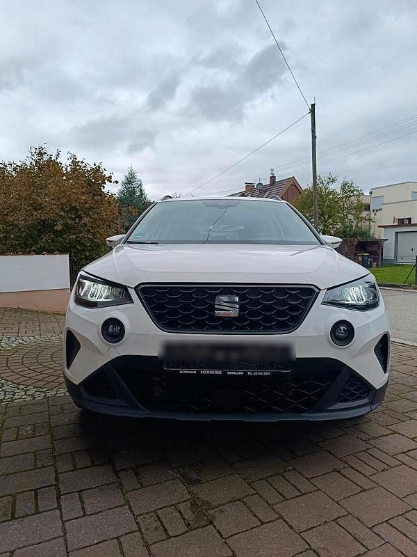 Weiß Gebraucht 2021 Seat Arona Style SUV | 15.850 € (Superpreis) - Bild 1/4
