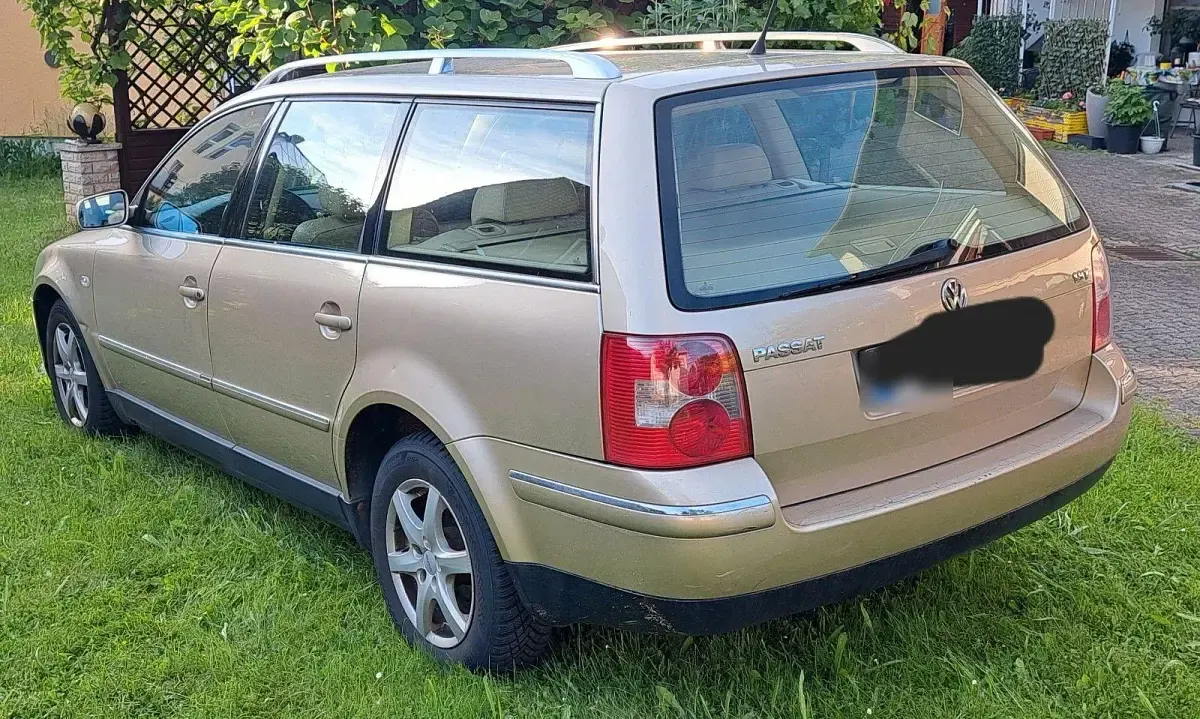 Gebraucht VW Passat Highline 150 PS (110 kW) 2003 Beige Kombi