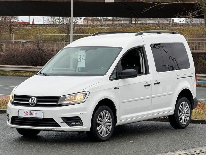 Weiß Gebraucht 2017 VW Caddy Trendline Van / Kleinbus | 12.852 € (Guter Preis) - Bild 1/4