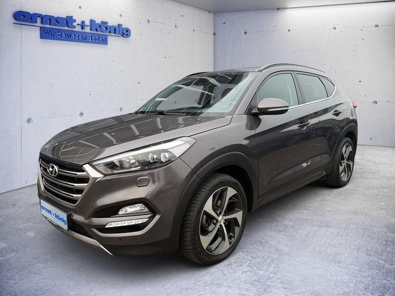 Grau Gebraucht 2016 Hyundai Tucson Style SUV | 15.490 € (Fairer Preis) - Bild 1/4