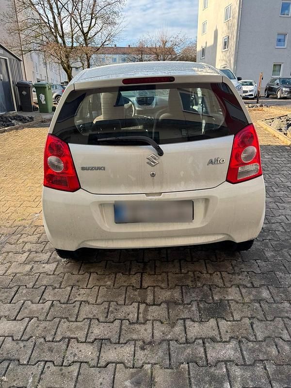 Gebraucht Suzuki Alto 68 PS (50 kW) 2011 Weiß Kleinwagen