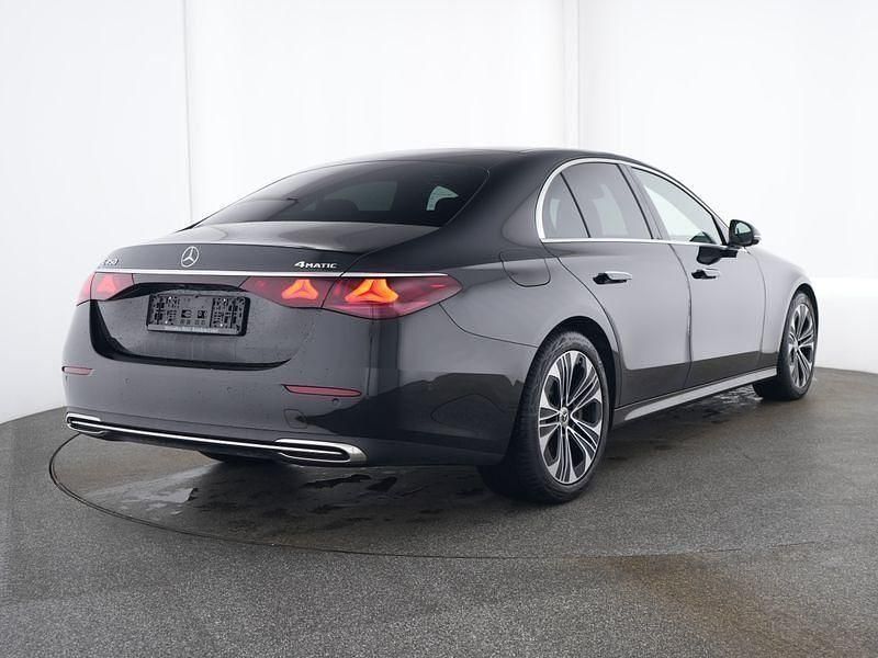 Gebraucht Mercedes E450 Avantgarde 381 PS (280 kW) 2025 Schwarz Limousine