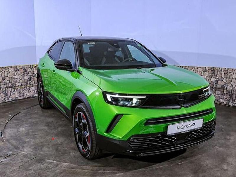 Gebraucht Opel Mokka-e 100 kW (136 PS) 2023 Ikone grün metallic SUV