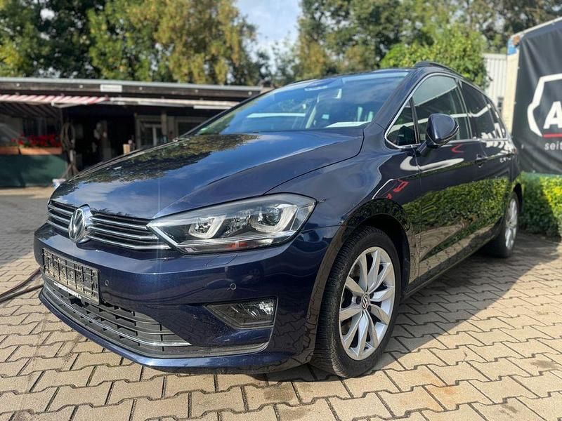 Blau Gebraucht 2015 VW Golf Sportsvan Highline Van / Kleinbus | 15.990 € (Guter Preis) - Bild 1/4