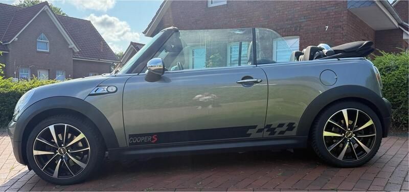 Grau Gebraucht 2009 Mini Cooper S Cabriolet Cabrio | 9.499 € (Fairer Preis) - Bild 1/4
