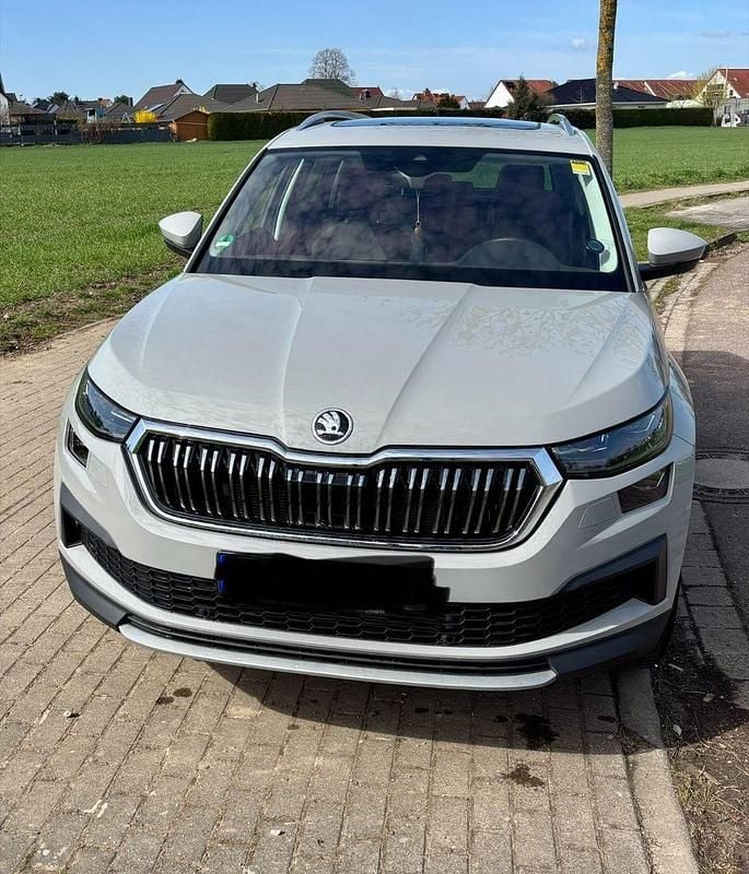 Gebraucht Skoda Kodiaq Selection 204 PS (150 kW) 2024 Grau SUV