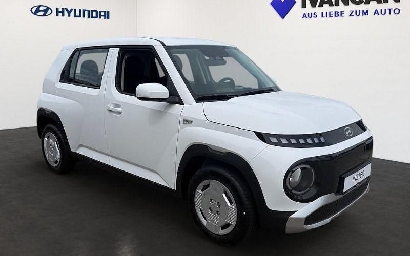 Gebraucht Hyundai Inster Select 71 kW (97 PS) 2025 Atlas white Kleinwagen
