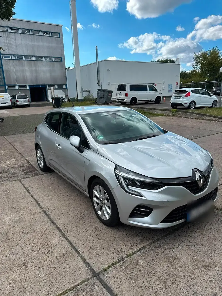 Gebraucht Renault Clio V Intens 91 PS (66 kW) 2021 Silber Kleinwagen