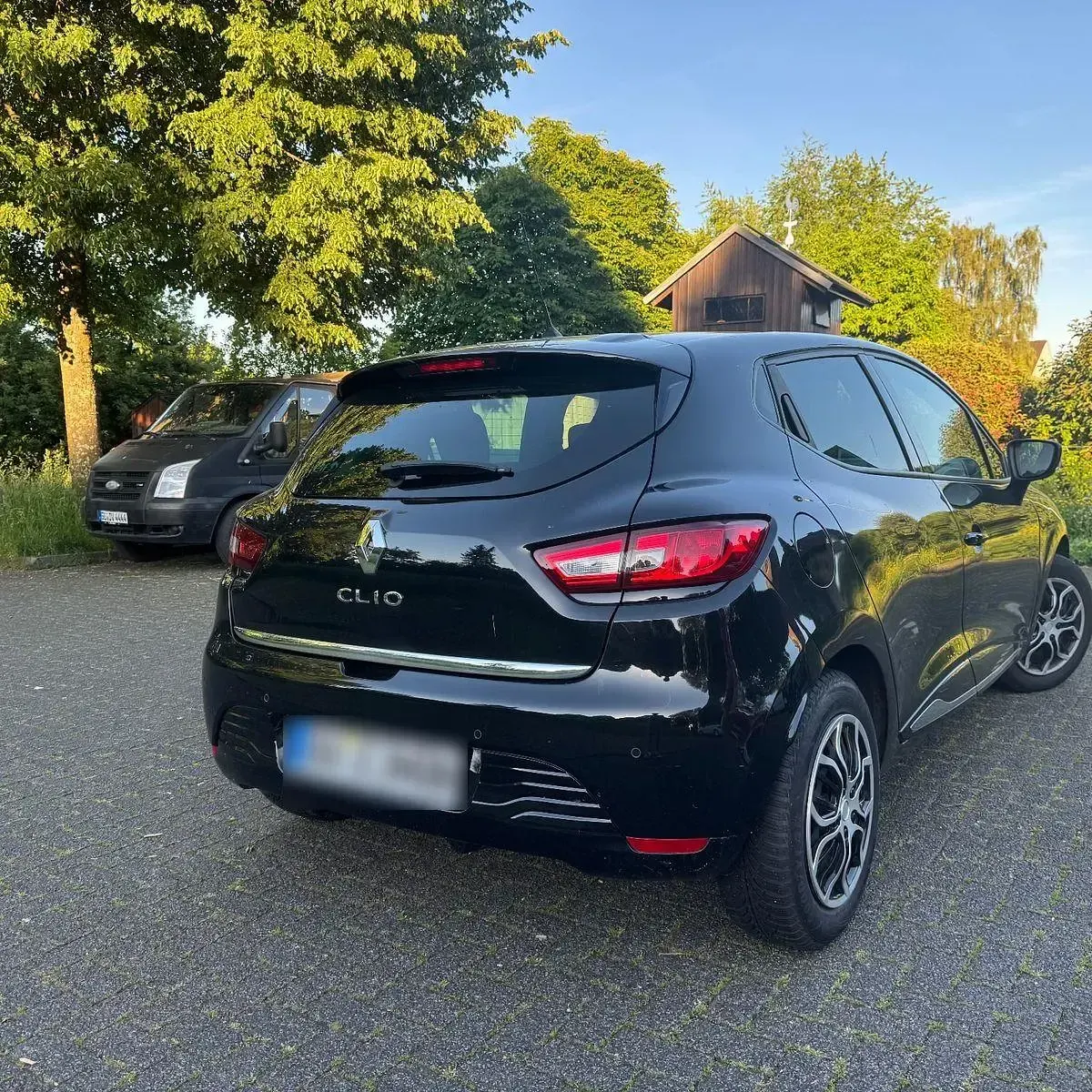 Używany Renault Clio IV LIMITED 73 KM (53 kW) 2016 Czarny Hatchback