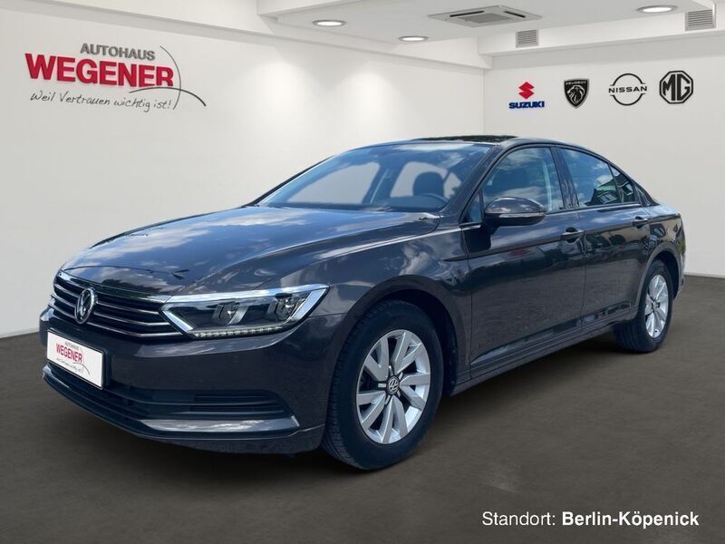 Braun metallic Gebraucht 2016 VW Passat Trendline Limousine | 14.690 € (Guter Preis) - Bild 1/2