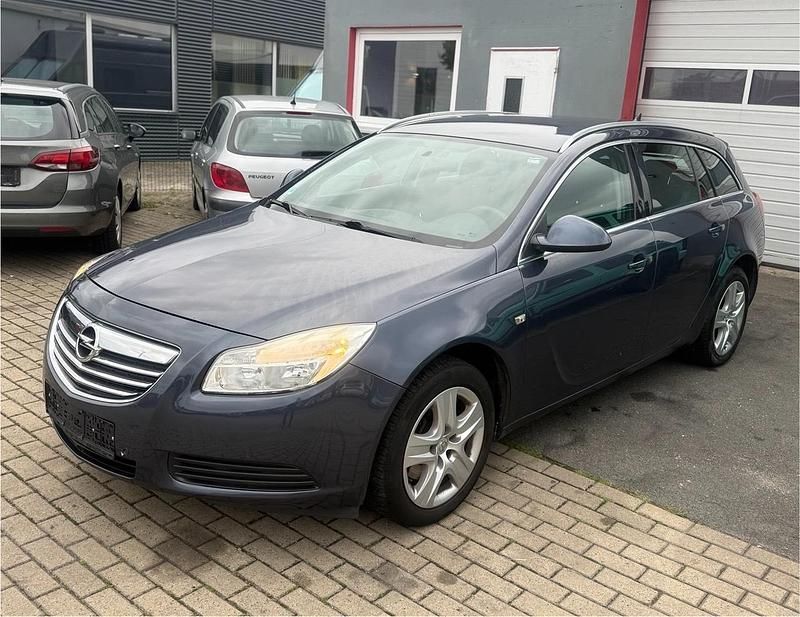 Blau Gebraucht 2009 Opel Insignia Kombi | 2.900 € (Fairer Preis) - Bild 1/4