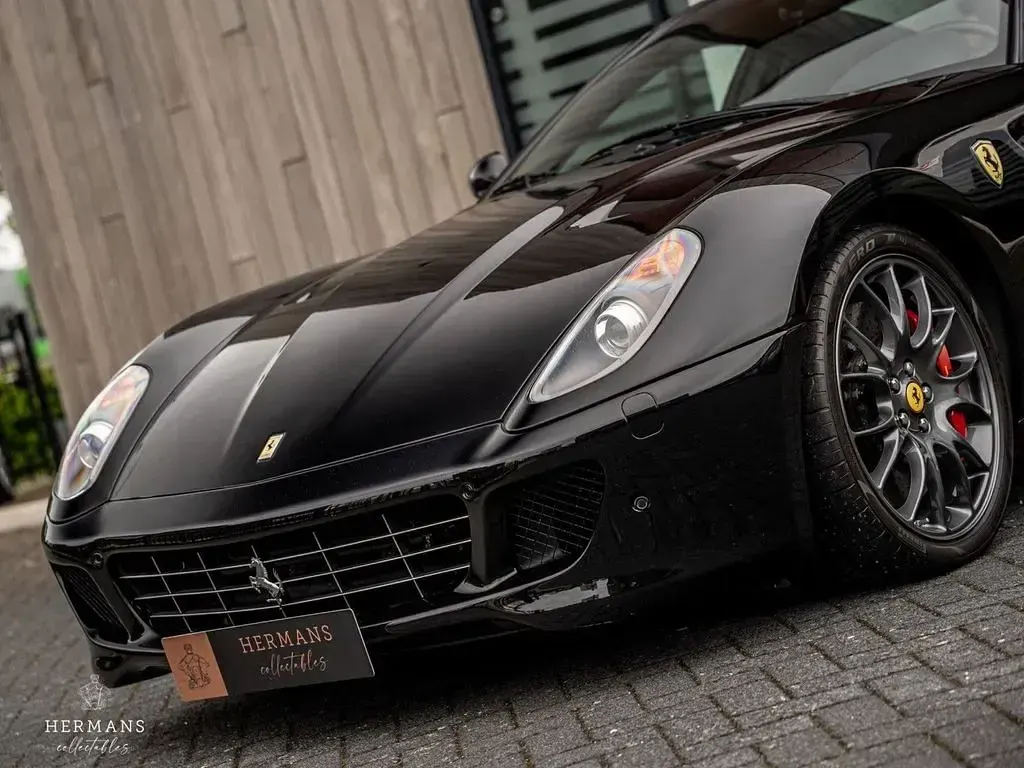 Second-hand Ferrari 599 620 CP (456 kW) 2007 Negru Coupe
