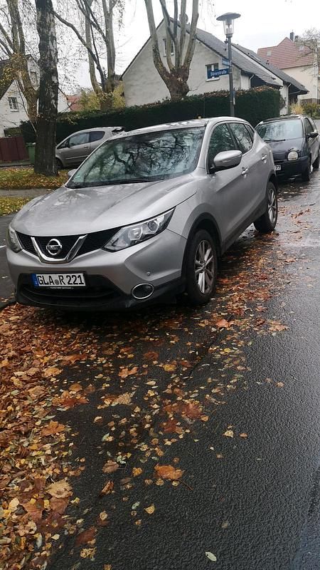Grau Gebraucht 2014 Nissan 100 NX Coupé | 9.250 € - Bild 1/4
