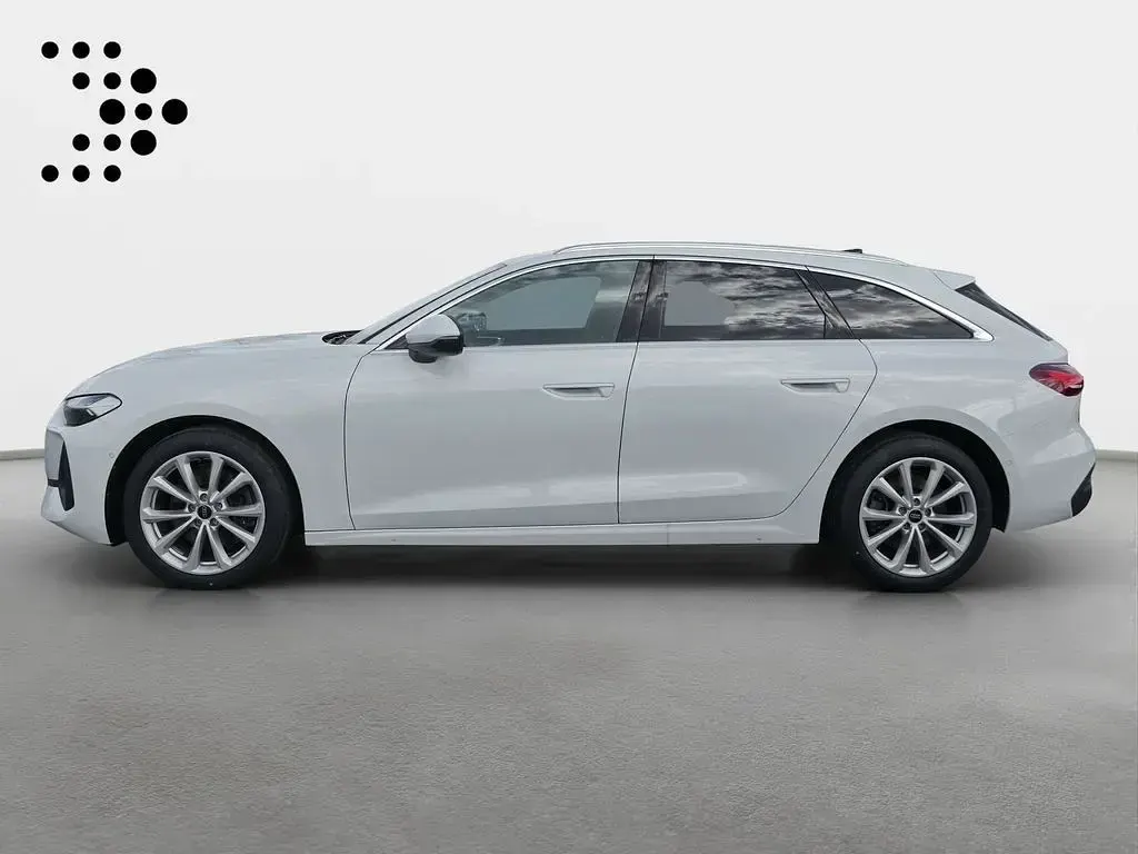 Gebraucht Audi A5 Sport 204 PS (150 kW) 2025 Weiß Kombi