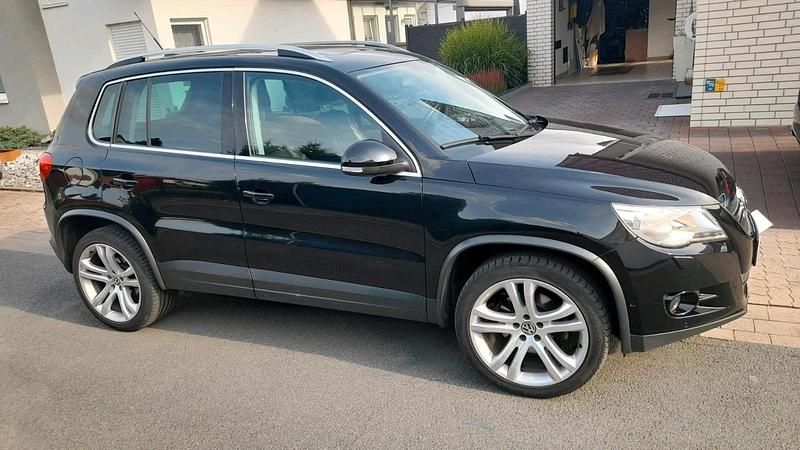 Schwarz Gebraucht 2008 VW Tiguan Sport SUV | 5.000 € (Superpreis) - Bild 1/4