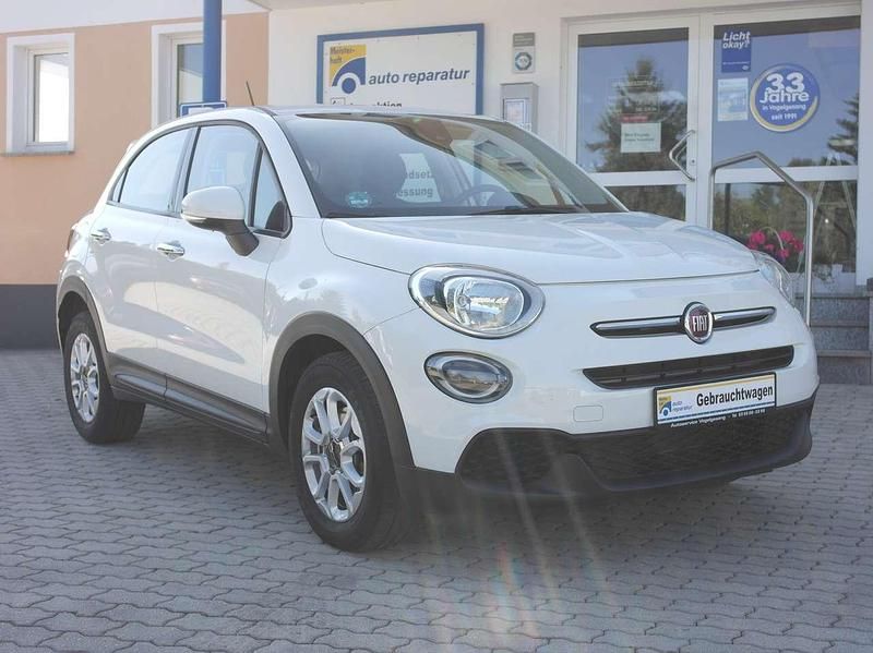 Bianco divino/ghiaccio/gelato Gebraucht 2018 Fiat 500X Urban SUV | 14.200 € (Fairer Preis) - Bild 1/4