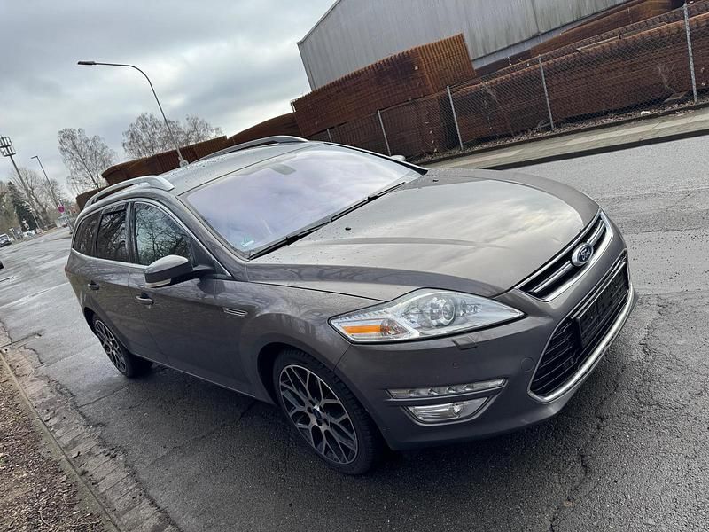 Gebraucht Ford Mondeo Titanium 163 PS (119 kW) 2011 Grau Kombi
