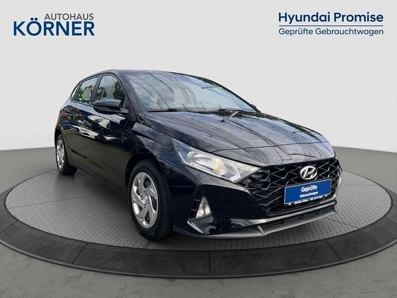 Schwarz Gebraucht 2021 Hyundai i20 Select Kleinwagen | 12.900 € (Fairer Preis) - Bild 1/4