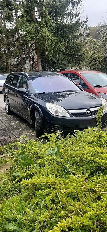 Gebraucht Opel Vectra Cosmo 155 PS (114 kW) 2008 Schwarz Kombi
