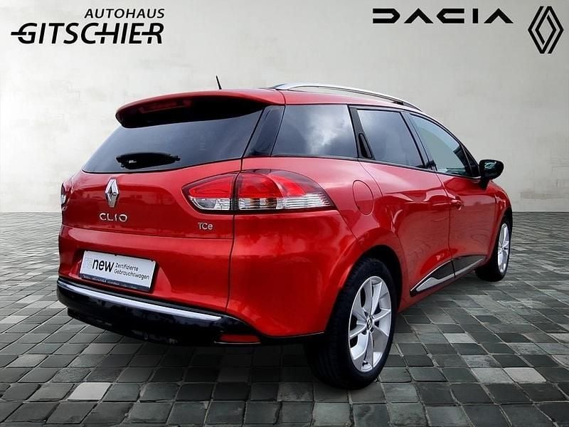 Gebraucht Renault Clio GrandTour LIMITED Deluxe 90 PS (66 kW) 2016 Rot Kombi
