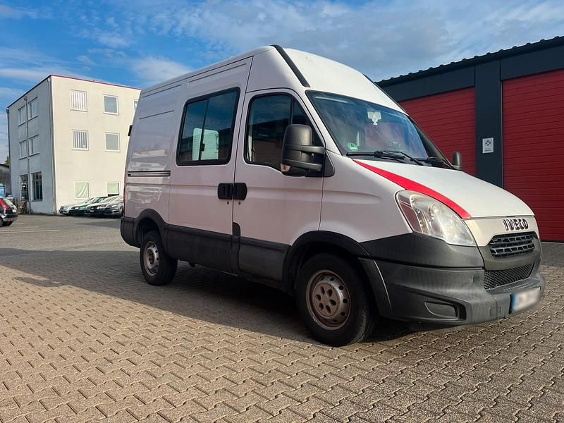 Gebraucht Iveco Daily 170 PS (125 kW) 2012 Weiß Van / Kleinbus