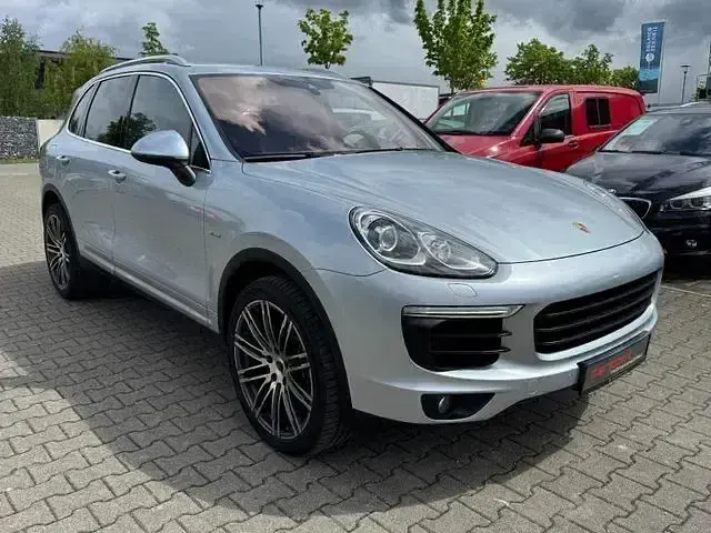Gebraucht Porsche Cayenne Diesel 262 PS (192 kW) 2016 Silber SUV