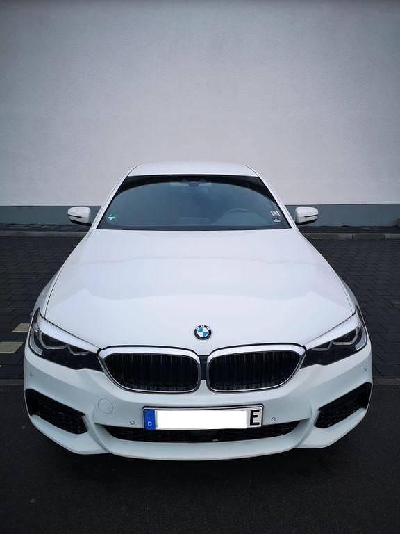 Gebraucht BMW 530e iPerformance 252 PS (185 kW) 2019 Weiß Limousine
