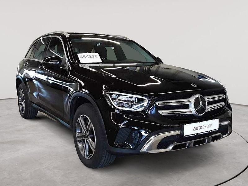 Schwarz Gebraucht 2022 Mercedes GLC300e SUV | 32.990 € (Superpreis) - Bild 1/4