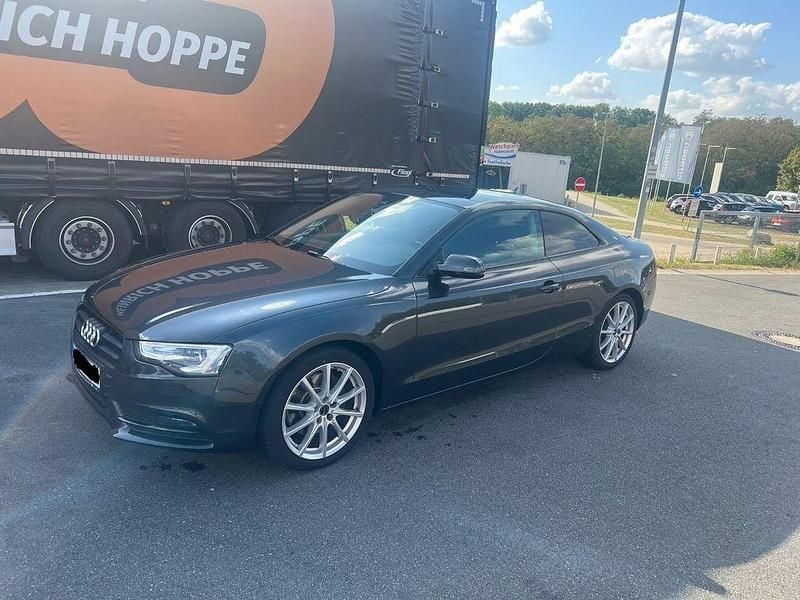 Grau Gebraucht 2014 Audi A5 Design Coupé | 16.800 € (Fairer Preis) - Bild 1/4