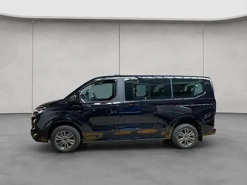 Gebraucht Ford Tourneo Titanium 150 PS (110 kW) 2025 Schwarz Kombi