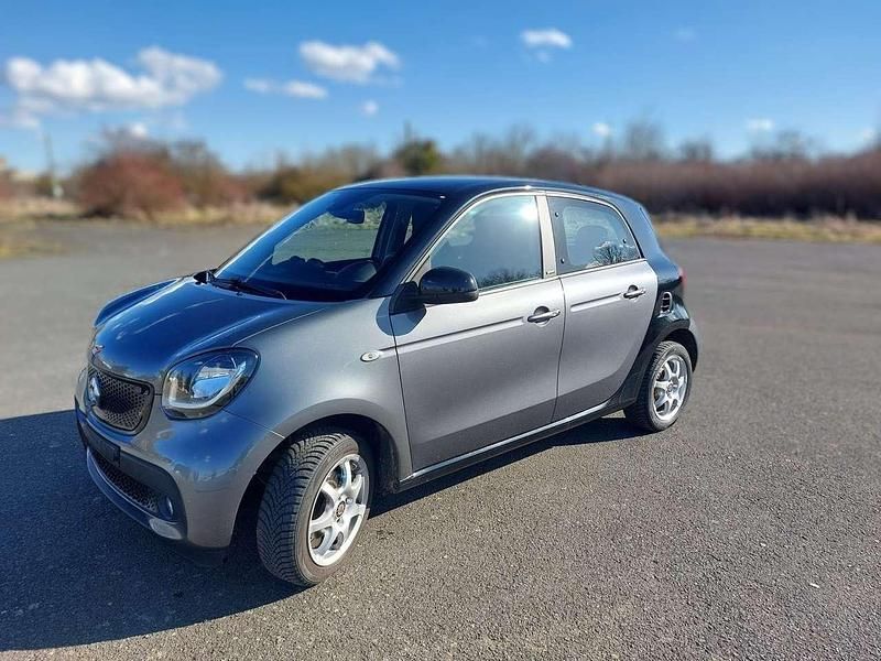 Gebraucht Smart ForFour Passion 71 PS (52 kW) 2016 Grau Kleinwagen