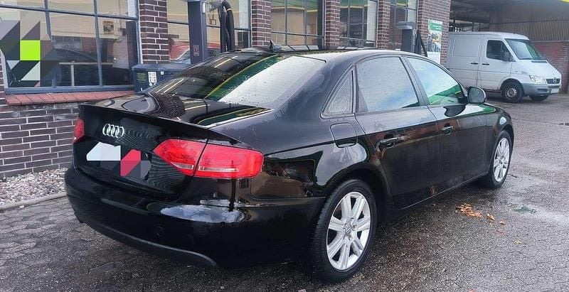 Gebraucht Audi A4 Attraction 211 PS (155 kW) 2009 Schwarz Limousine