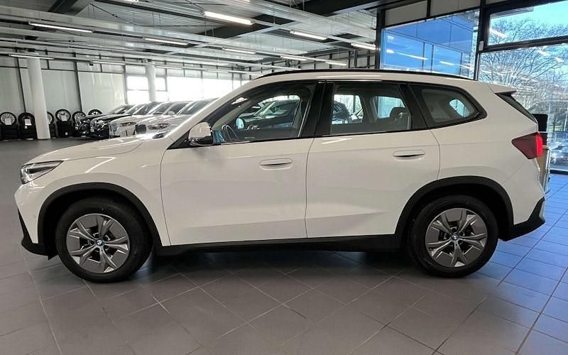 Gebraucht BMW iX1 Shadowline 230 kW (313 PS) 2023 Weiß SUV