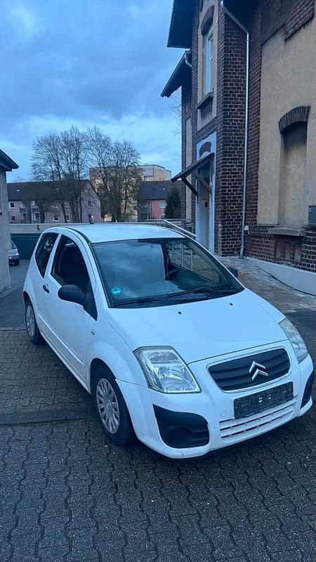 Gebraucht Citroën C2 Tonic 60 PS (44 kW) 2009 Weiß Kleinwagen