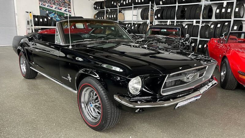 Schwarz Gebraucht 1967 Ford Mustang Cabrio | 55.700 € - Bild 1/4