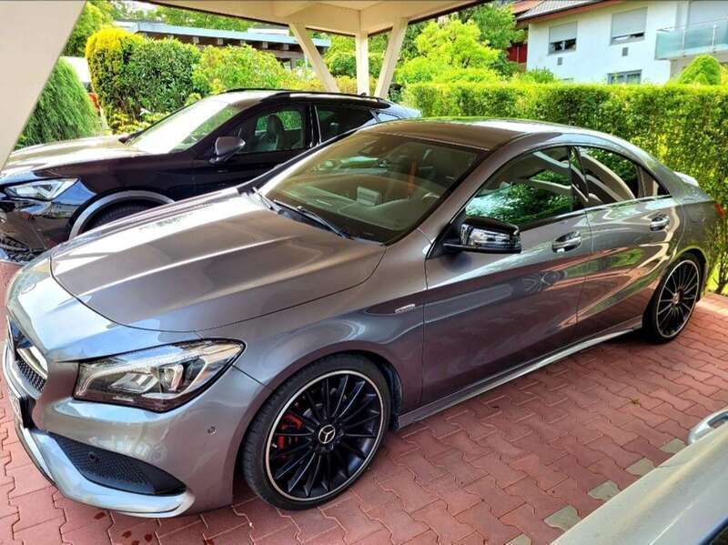Grau Gebraucht 2018 Mercedes CLA250 AMG Limousine | 25.000 € (Fairer Preis) - Bild 1/4
