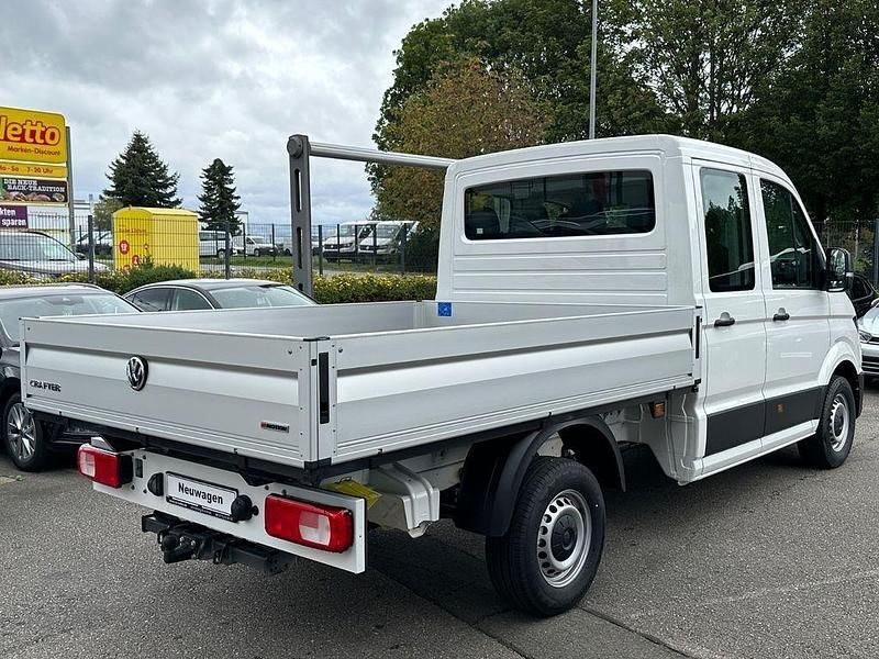 Neu VW Crafter 140 PS (102 kW) 2025 Candyweiss Van