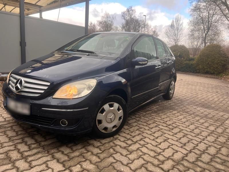 Gebraucht Mercedes B170 85 PS (62 kW) 2007 Van / Kleinbus