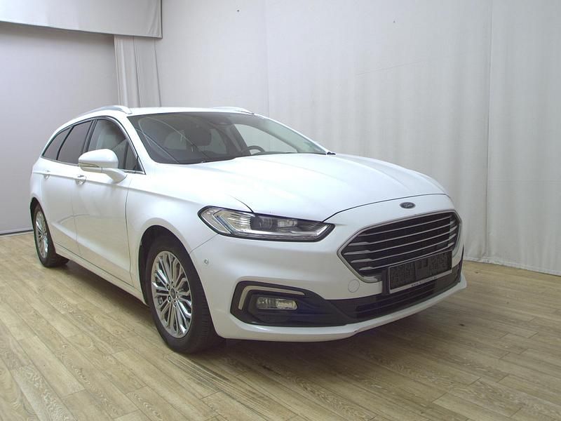 Gebraucht Ford Mondeo Titanium 150 PS (110 kW) 2021 Frost weiss Kombi
