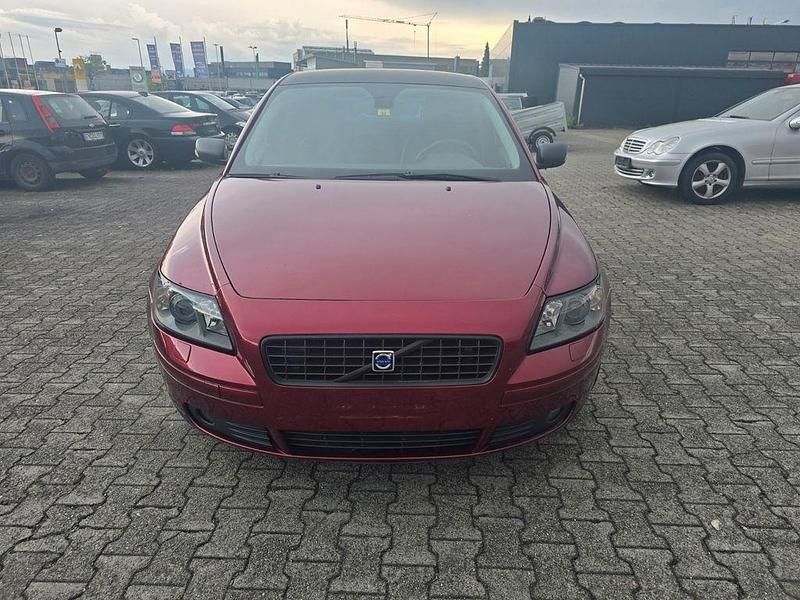 Gebraucht Volvo S40 220 PS (161 kW) 2005 Rot Limousine