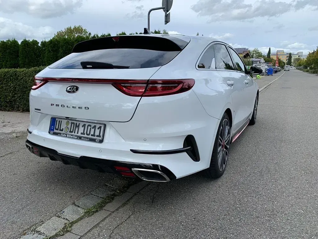 Gebraucht Kia ProCeed GT 204 PS (150 kW) 2019 Weiß Kombi